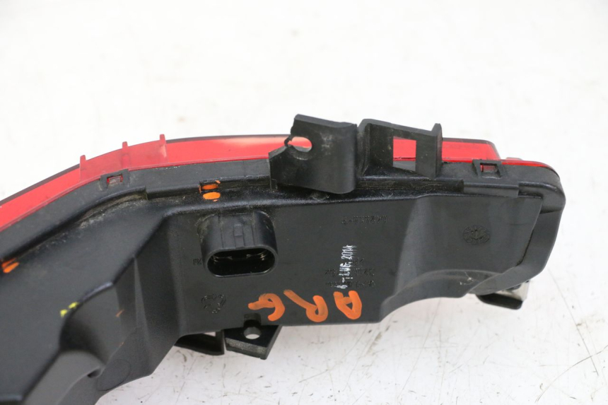 photo de FANALE STOP SINISTRA PIAGGIO MP3 500 (2014 - 2016)