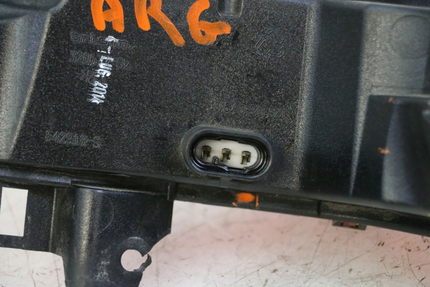 photo de FANALE STOP SINISTRA PIAGGIO MP3 500 (2014 - 2016)