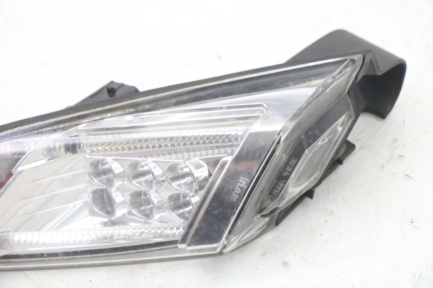 photo de FANALE STOP SINISTRA PEUGEOT SATELIS 125 (2013 - 2018)