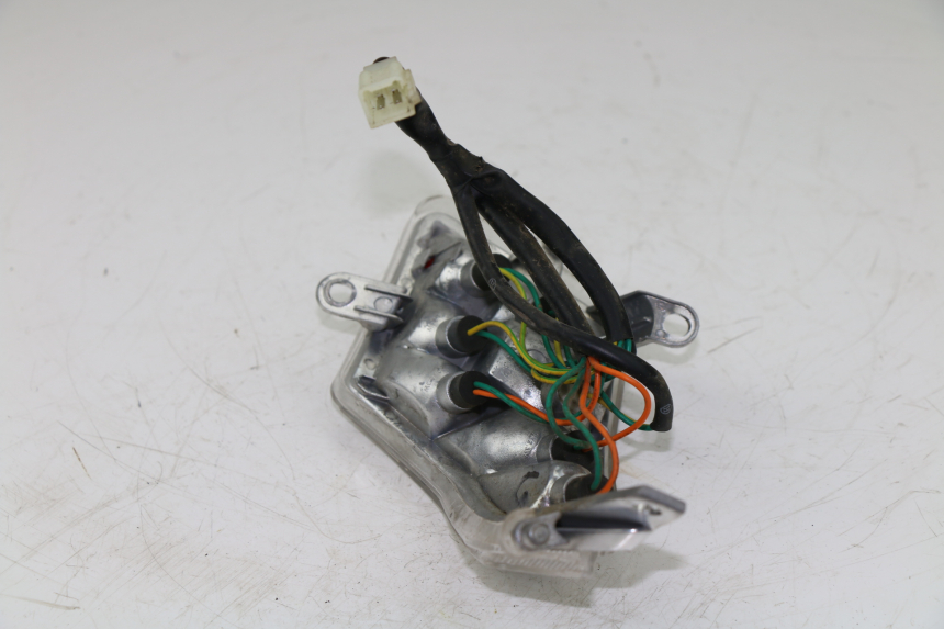 photo de FANALE POSTERIORE SINISTRO PEUGEOT VIVACITY 125 (2010 - 2017)