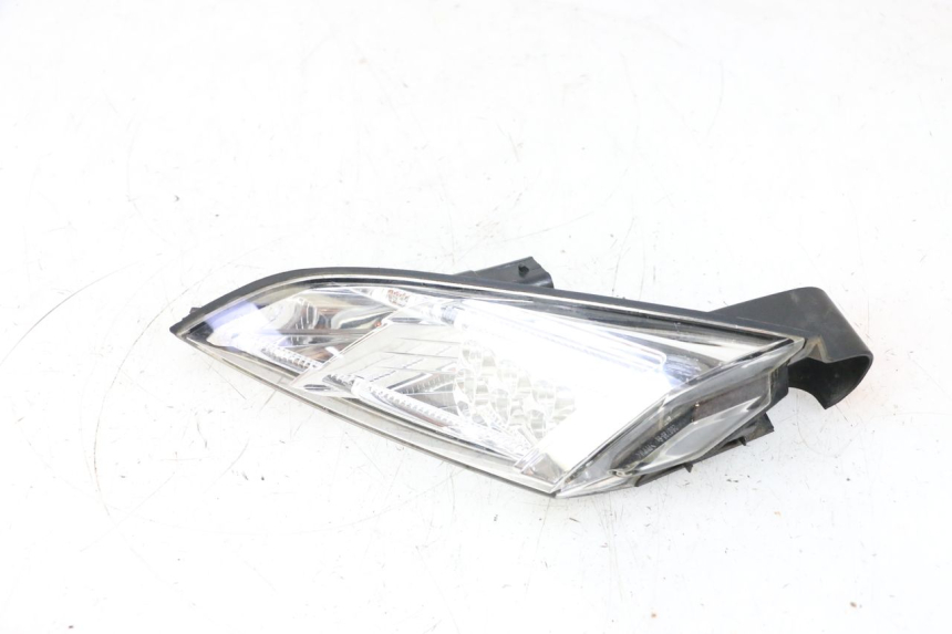 photo de FANALE STOP SINISTRA PEUGEOT SATELIS 125 (2013 - 2018) - Marcature e riferimenti originali