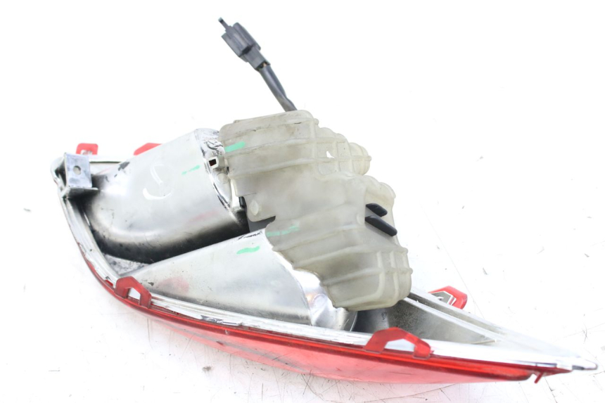photo de FANALE POSTERIORE SINISTRO MBK SKYCRUISER 125 (2010 - 2013)
