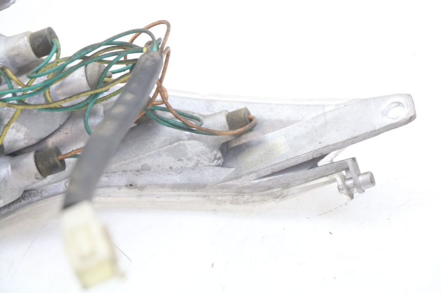 photo de FANALE POSTERIORE SINISTRO PEUGEOT VIVACITY 125 (2010 - 2017)