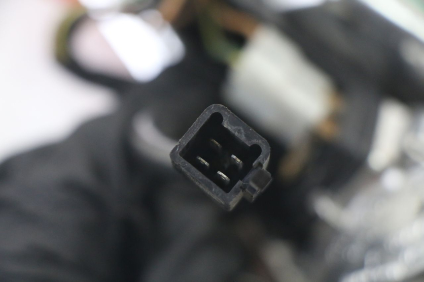 photo de FANALE POSTERIORE SINISTRO YAMAHA X-MAX XMAX 125 (2010 - 2014)
