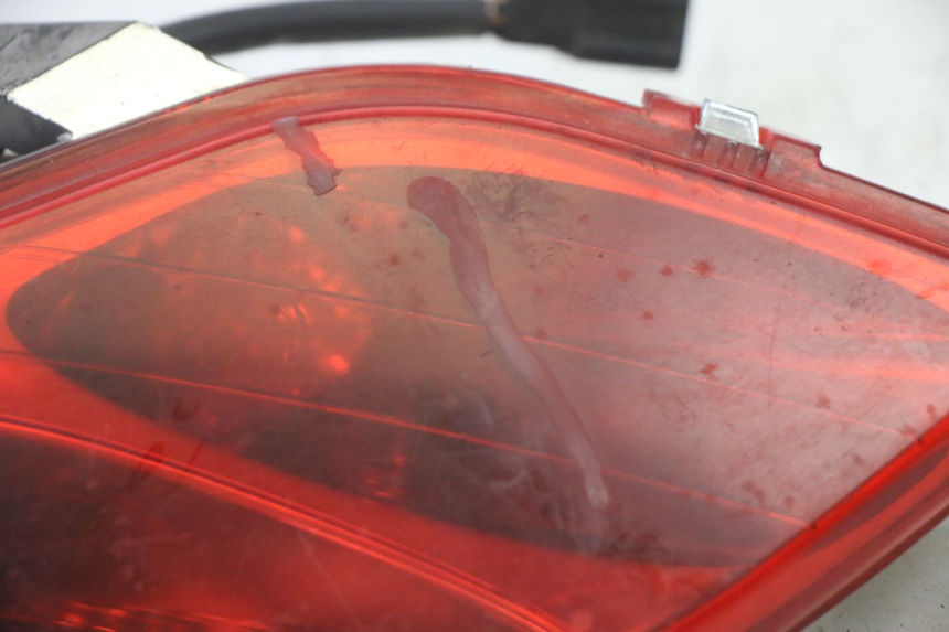 photo de FANALE POSTERIORE SINISTRO YAMAHA X-MAX XMAX 125 (2010 - 2014)