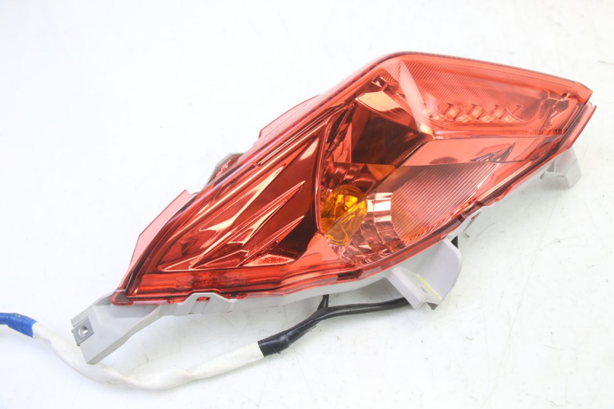 photo de FANALE STOP SINISTRA YAMAHA XMAX X-MAX 125 (2021 - 2025)