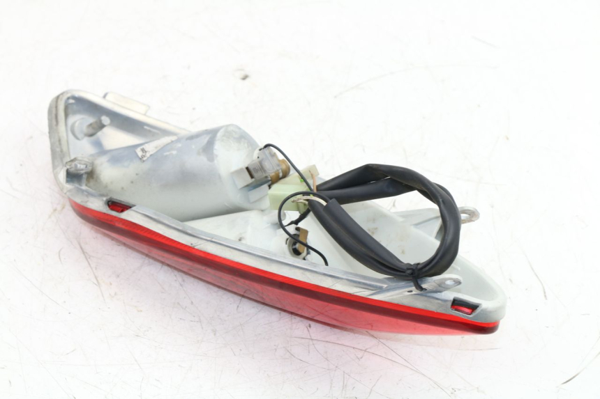 photo de FANALE POSTERIORE SINISTRO YAMAHA XMAX X-MAX 125 (2006 - 2009)