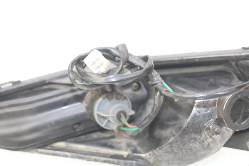 photo de FANALE POSTERIORE SINISTRO YAMASAKI YM T 125 (2015 - 2020)