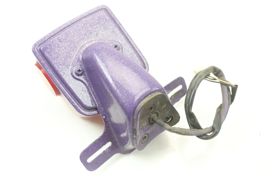 photo de FANALE STOP POSTERIORE  SUZUKI GN 125 (1997 - 2000)