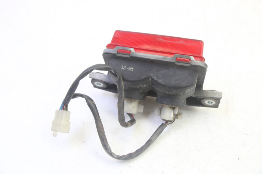photo de FANALE STOP POSTERIORE  KAWASAKI GPX R WARBIRD 600 (1988 - 1993) - Altra angolazione