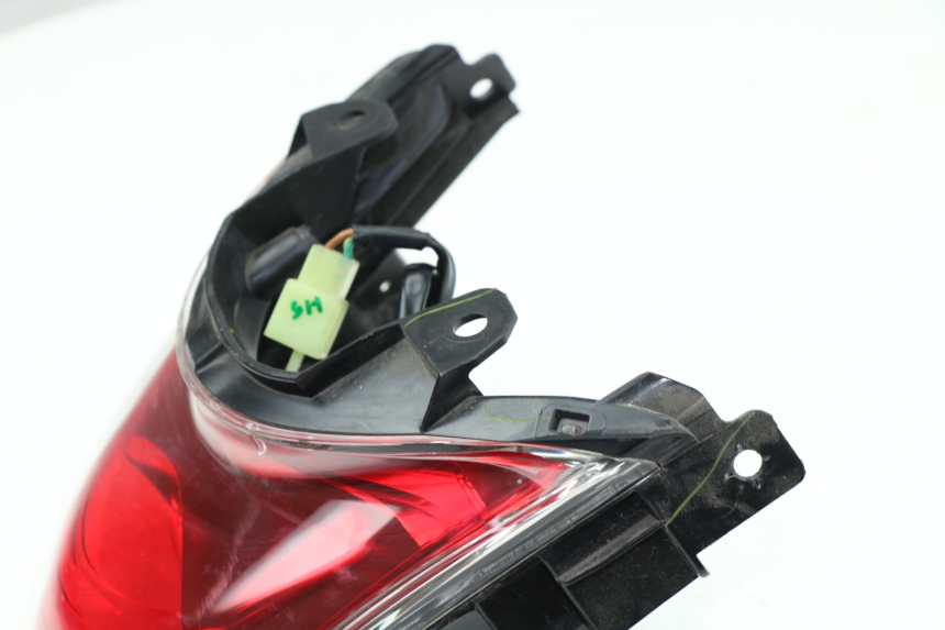 photo de FANALE POSTERIORE HONDA PCX (JF47) 125 (2012 - 2013)