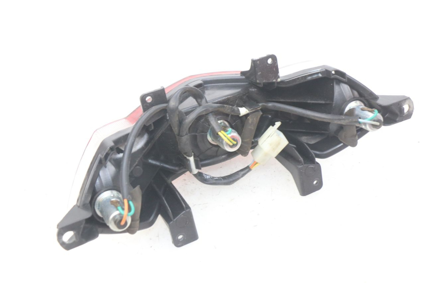 photo de FANALE POSTERIORE PEUGEOT KISBEE 2T 50 (2010 - 2017)
