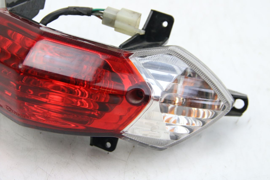 photo de FANALE POSTERIORE PEUGEOT KISBEE 4T 50 (2010 - 2017)
