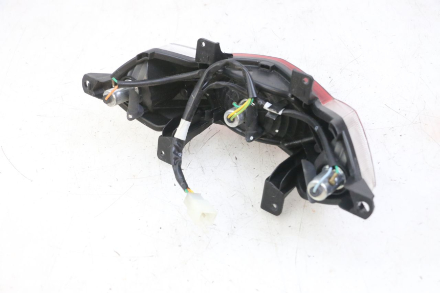 photo de FANALE POSTERIORE PEUGEOT KISBEE 4T 50 (2018 - 2022)