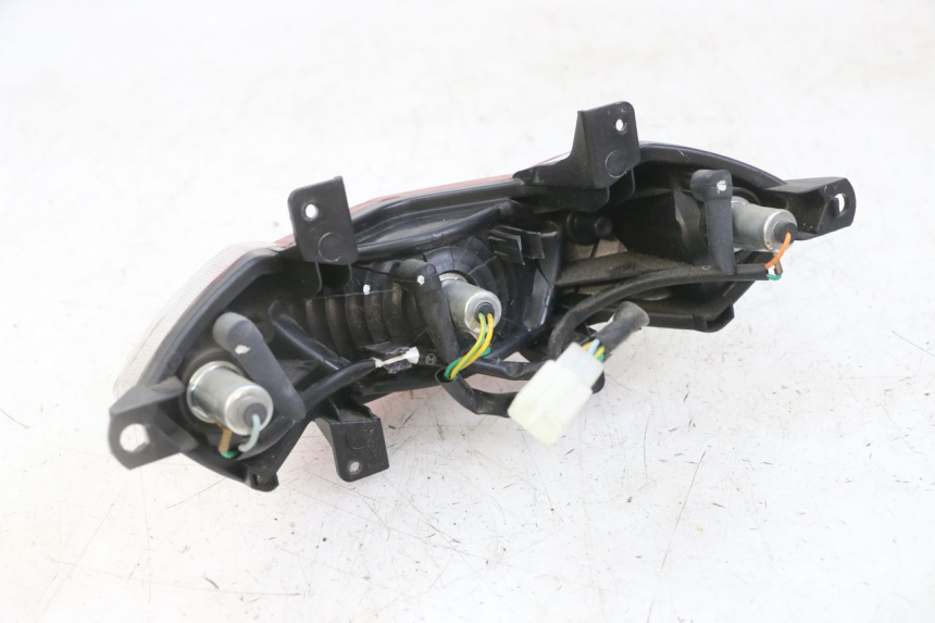 photo de FANALE POSTERIORE PEUGEOT KISBEE 4T 50 (2018 - 2022)