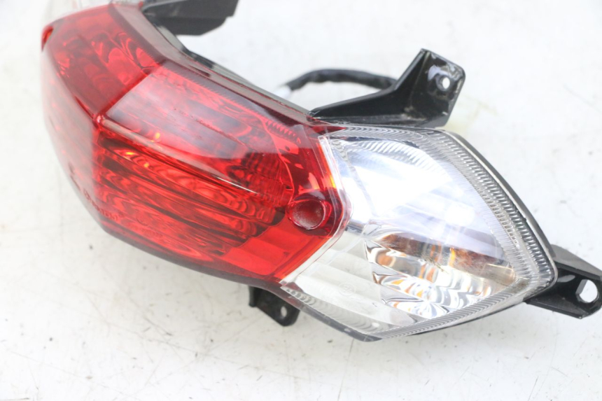 photo de FANALE POSTERIORE PEUGEOT KISBEE 4T 50 (2018 - 2022)