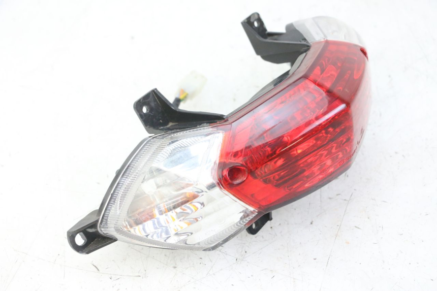 photo de FANALE POSTERIORE PEUGEOT KISBEE 4T 50 (2018 - 2022)