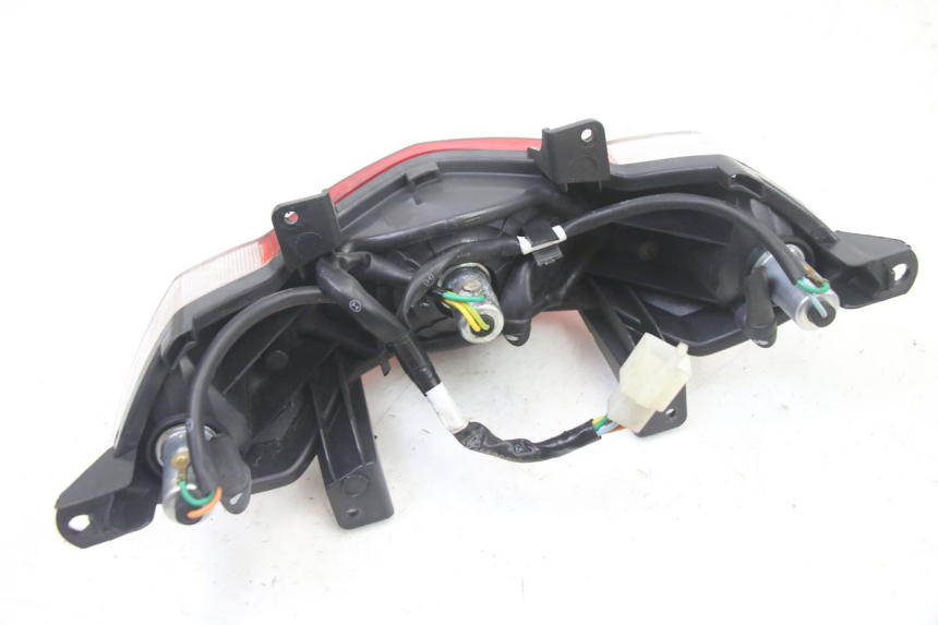 photo de FANALE POSTERIORE PEUGEOT KISBEE 4T 50 (2018 - 2022)