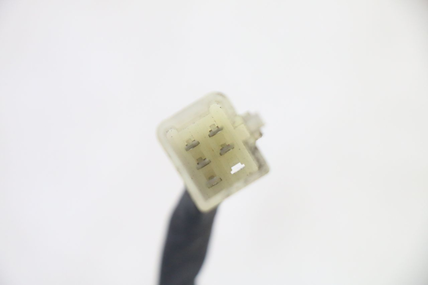 photo de FANALE POSTERIORE PEUGEOT KISBEE 4T 50 (2010 - 2017) - Stato della superficie e materiale