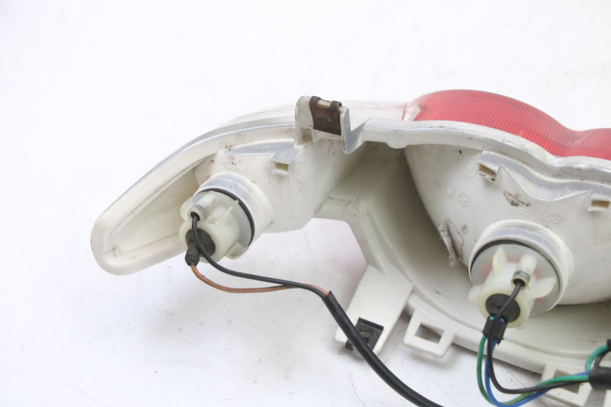 photo de FANALE STOP POSTERIORE  MBK OVETTO ONE 2T 50 (2013 - 2017)