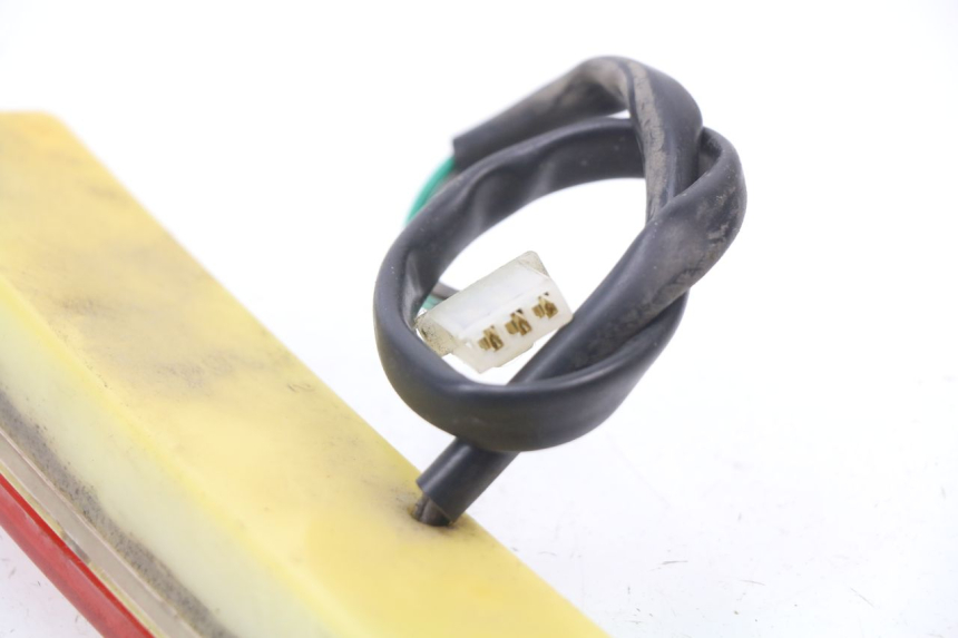 photo de FANALE STOP POSTERIORE  LINHAI MONARCH 125 (2003 - 2005) - Zoom sullo stato d'uso