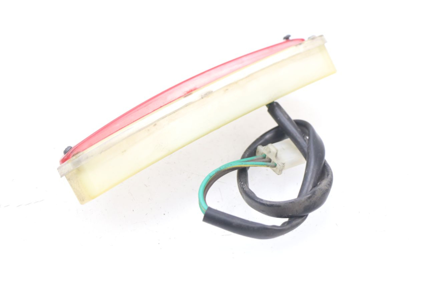 photo de FANALE STOP POSTERIORE  LINHAI MONARCH 125 (2003 - 2005) - Primo piano tecnico