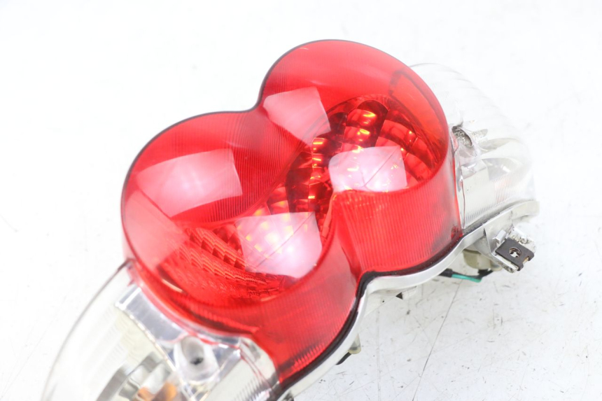 photo de FANALE STOP POSTERIORE  YAMAHA NEO'S NEOS 2T EASY 50 (2013 - 2016)