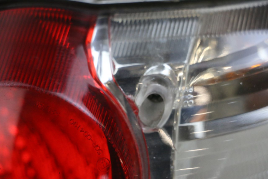 photo de FANALE STOP POSTERIORE  YAMAHA NEO'S NEOS 2T EASY 50 (2013 - 2016)