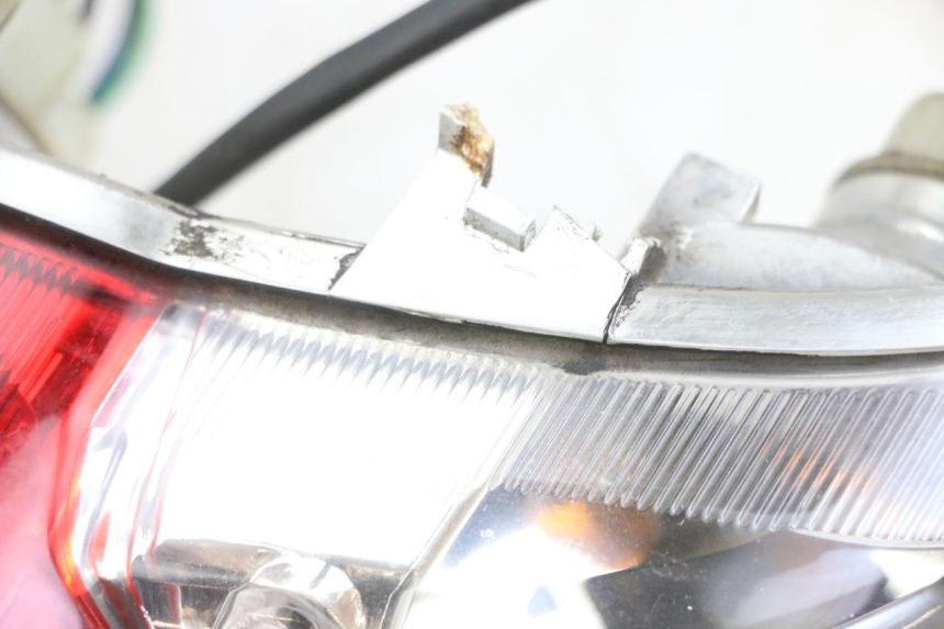 photo de FANALE STOP POSTERIORE  YAMAHA NEO'S NEOS 2T EASY 50 (2013 - 2016)