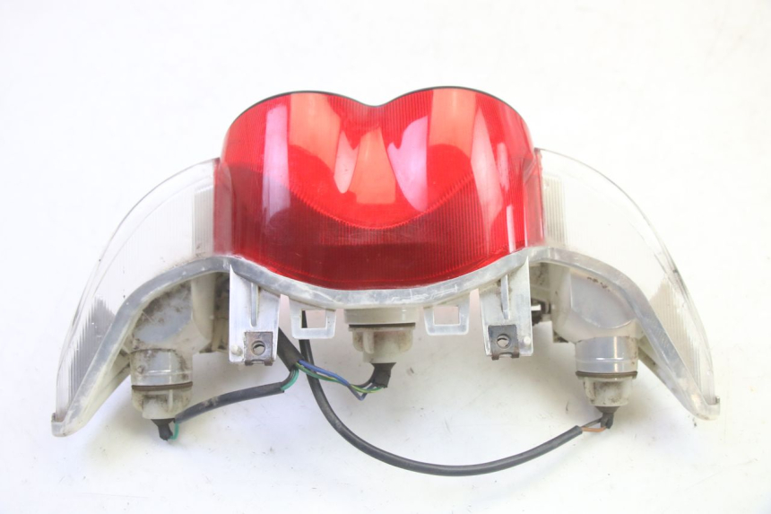 photo de FANALE POSTERIORE YAMAHA NEOS NEO'S 4T 50 (2008 - 2016) - Primo piano tecnico