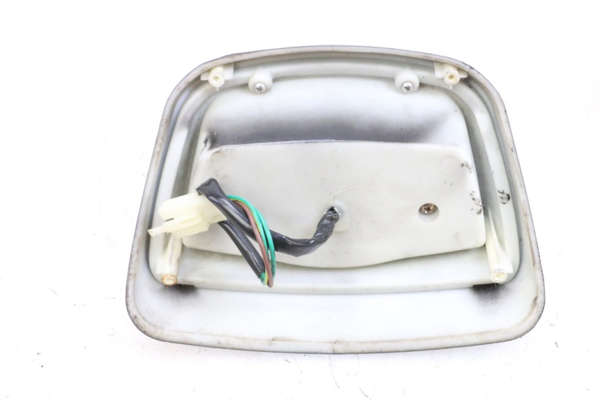 photo de FANALE STOP POSTERIORE  JM MOTORS OLDIES GT 4T 50 (2018 - 2025) - Primo piano tecnico