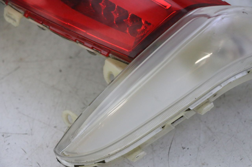 photo de FANALE POSTERIORE PEUGEOT CITYSTAR 2T 50 (2018 - 2021)