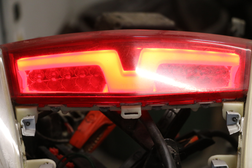 photo de FANALE POSTERIORE PEUGEOT CITYSTAR 2T 50 (2018 - 2021)