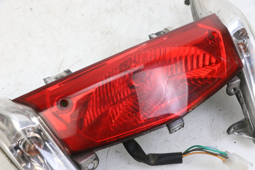 photo de FANALE POSTERIORE PEUGEOT CITYSTAR 50 (2013 - 2017)
