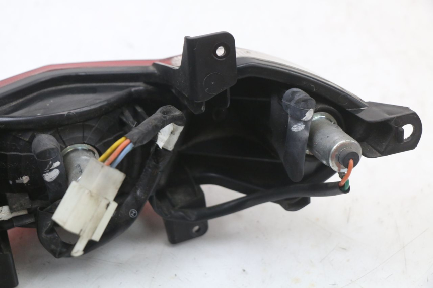 photo de FANALE STOP POSTERIORE  PEUGEOT KISBEE 2T 50 (2018 - 2022)