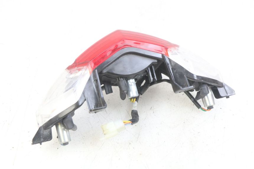 photo de FANALE POSTERIORE PEUGEOT KISBEE 4T 50 (2018 - 2022)