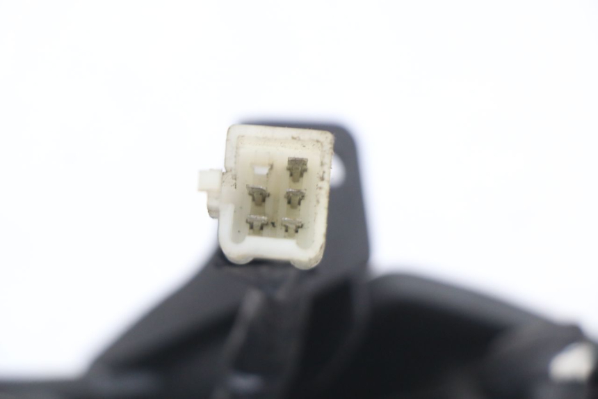 photo de FANALE STOP POSTERIORE  PEUGEOT STREETZONE I 2T 50 (2018 - 2020)