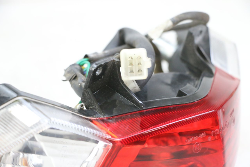 photo de FANALE POSTERIORE PEUGEOT TWEET 4T 50 (2014 - 2019)