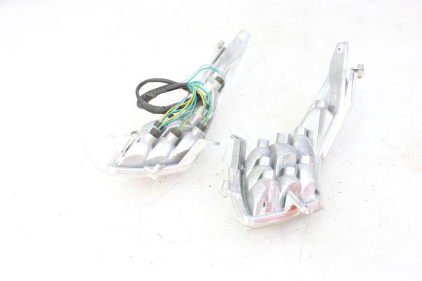 photo de FANALE STOP POSTERIORE  PEUGEOT VIVACITY 125 (2010 - 2017)