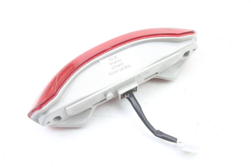 photo de FANALE STOP POSTERIORE  PIAGGIO NRG POWER PUREJET 50 (2018 - 2021)