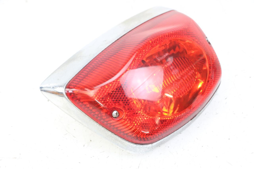 photo de FANALE STOP POSTERIORE  PIAGGIO VESPA LX 150 (2005 - 2013)