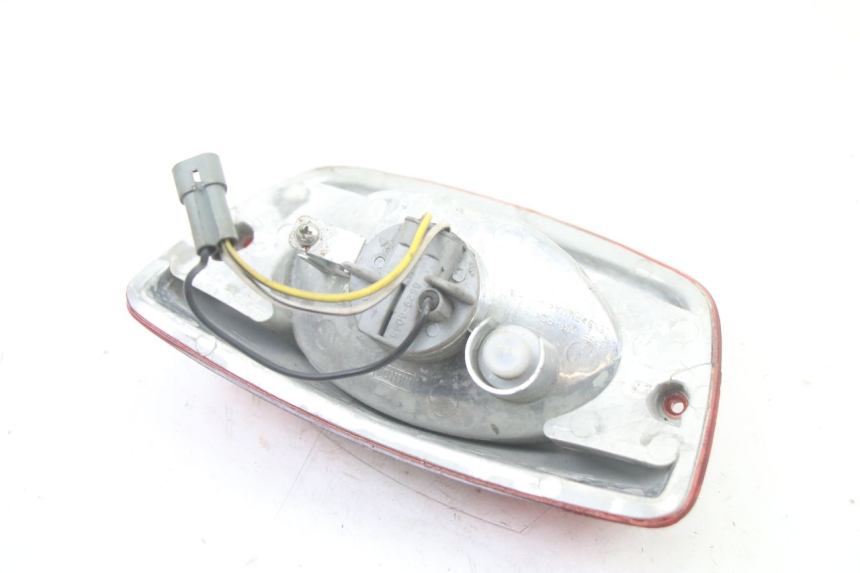 photo de FANALE STOP POSTERIORE  PIAGGIO VESPA LX 2T 50 (2005 - 2013)
