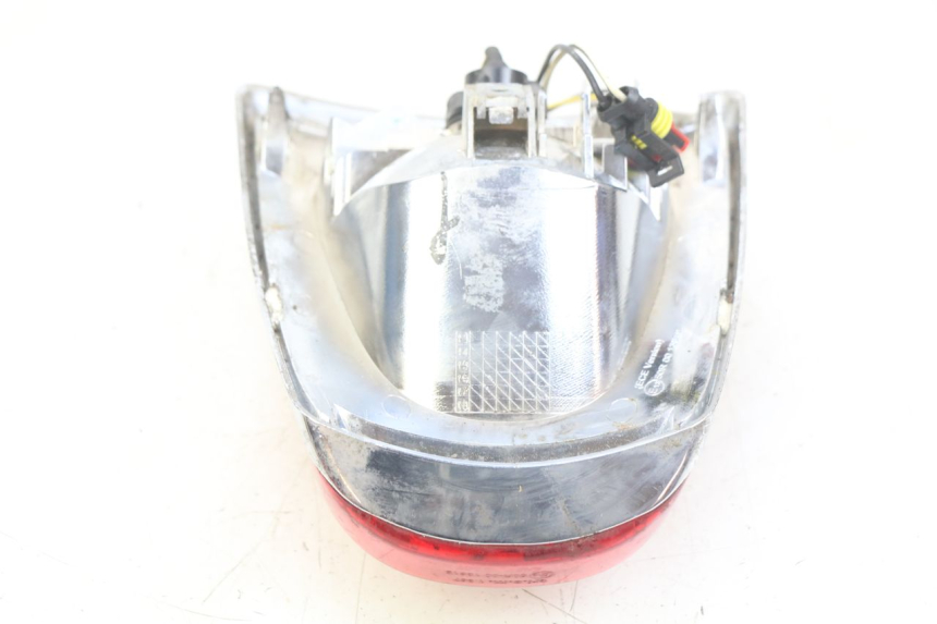 photo de FANALE POSTERIORE PIAGGIO VESPA PRIMAVERA 2T 50 (2013 - 2018)