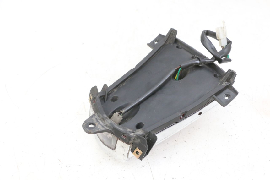 photo de FANALE STOP POSTERIORE  EFUN PUSA 1 - Primo piano tecnico