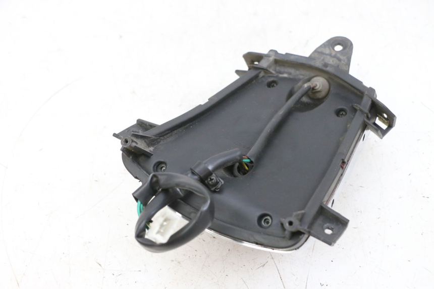 photo de FANALE STOP POSTERIORE  EFUN PUSA 1 - Stato della superficie e materiale