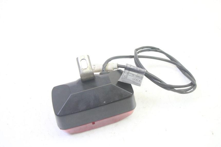 photo de FANALE STOP POSTERIORE  BMW R RT ABS 1200 (2010 - 2014) - Stato della superficie e materiale