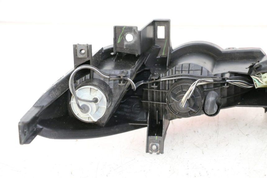 photo de FANALE STOP POSTERIORE  SUZUKI BURGMAN 125 (2018 - 2021)