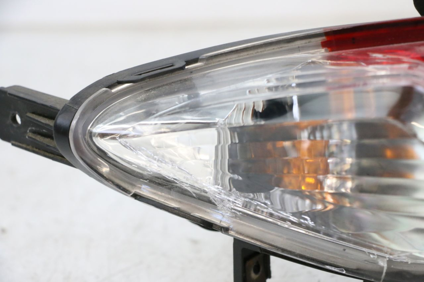 photo de FANALE STOP POSTERIORE  SUZUKI BURGMAN 125 (2018 - 2021)
