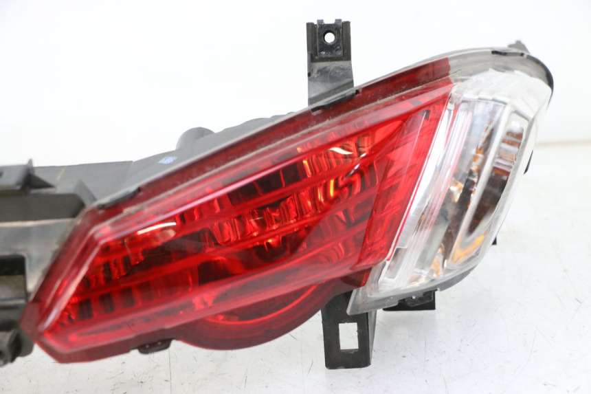 photo de FANALE STOP POSTERIORE  SUZUKI BURGMAN 125 (2018 - 2021)