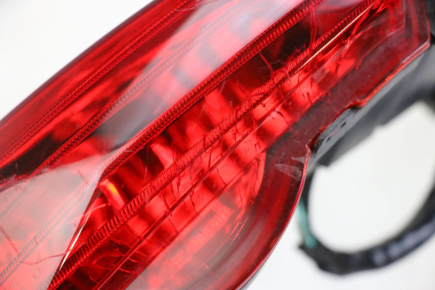 photo de FANALE STOP POSTERIORE  SUZUKI BURGMAN 125 (2018 - 2021)